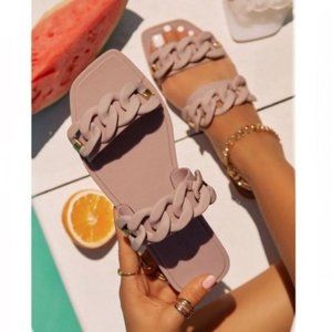 !! NEW !! Jelly Slide Sandals with Chain Detail in Matte Blush